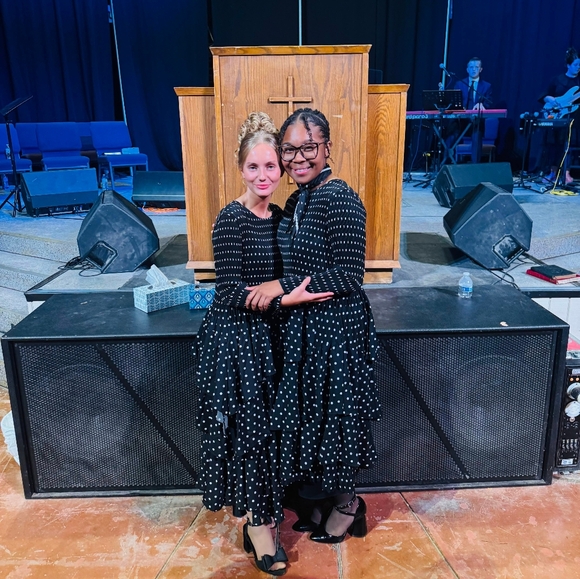 Meet your Posher, Cloey - Picture 4 of 9